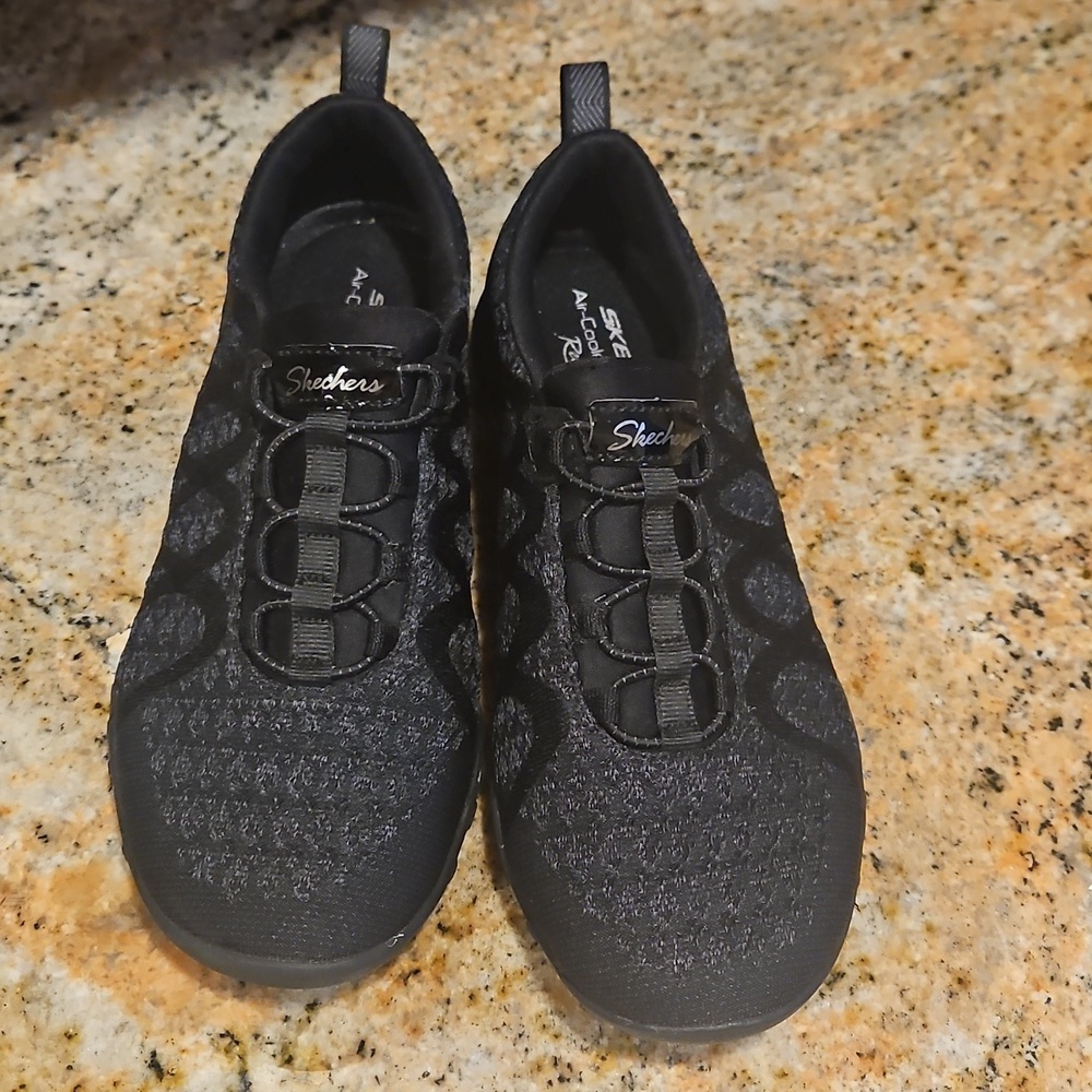 Skechers Summit Sneakers
